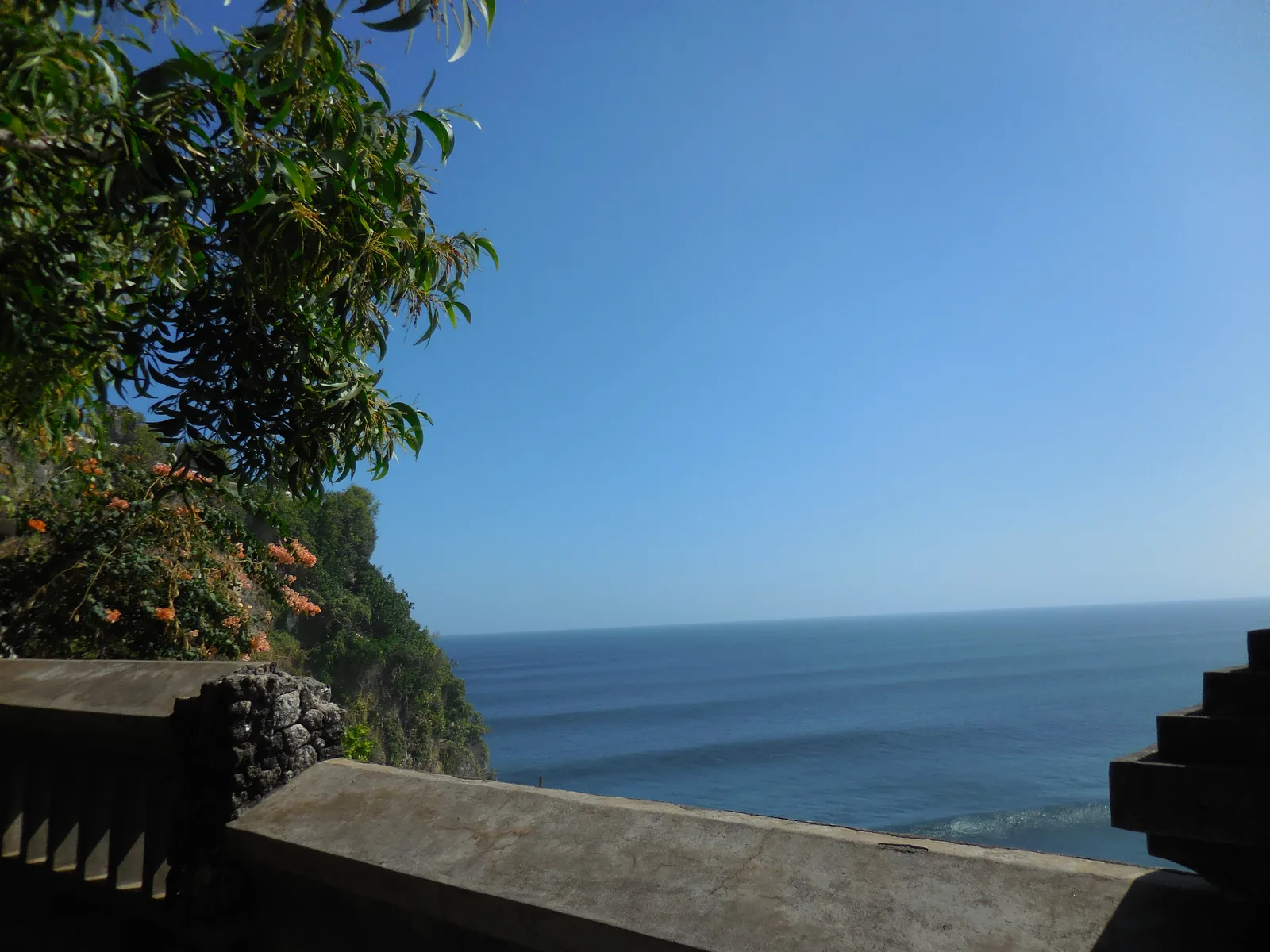 Uluwatu ocean cliffs and turquoise waters, Bali
